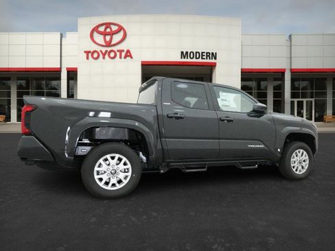 New 2025 Toyota Tacoma SR5 image 23
