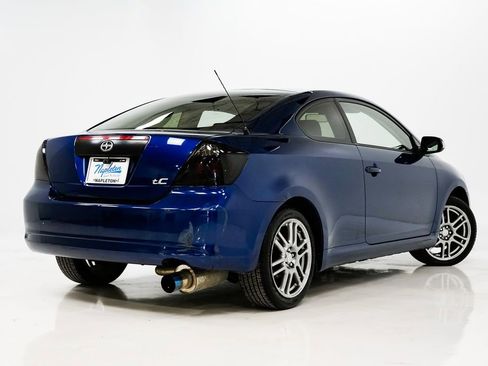 Used 2009 Scion tC image 25
