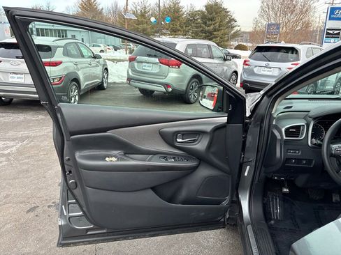 Used 2020 Nissan Murano S w/ Technology Package image 44