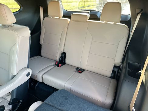 New 2026 Buick Enclave Preferred w/ Power Package image 23