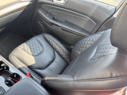 Used 2024 Ford Edge Titanium w/ Equipment Group 301A image 16