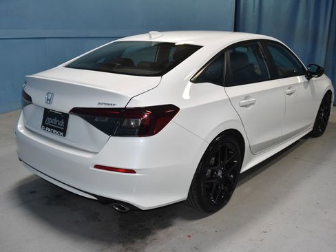 Used 2025 Honda Civic Sport image 28