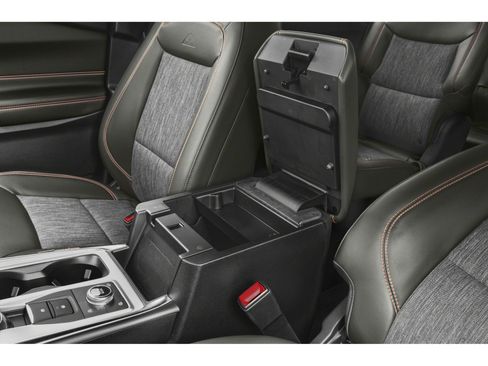 Used 2022 Ford Explorer Timberline w/ Timberline Technology Package AWD/4WD image 9