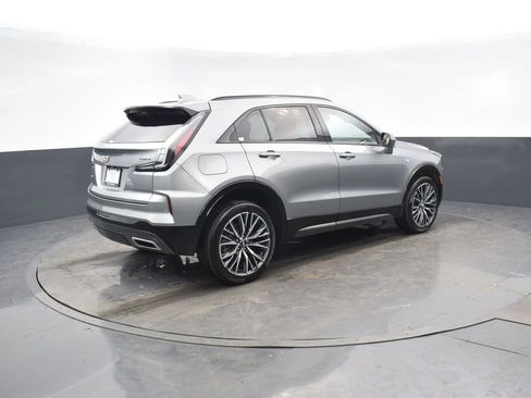 Used 2024 Cadillac XT4 Sport image 6
