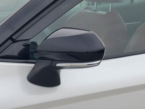 Used 2019 Toyota Camry XSE image 4