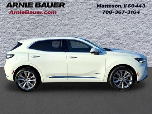 Certified 2022 Buick Envision Avenir w/ Technology Package II AWD/4WD image 5