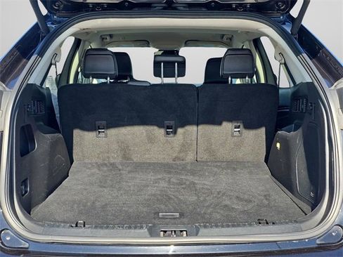 Used 2024 Ford Edge Titanium image 28