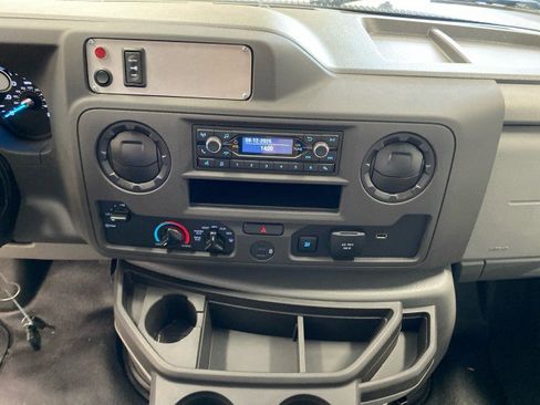 New 2026 Ford E-450 and Econoline 450 Super Duty w/ Power Equipment Group image 22