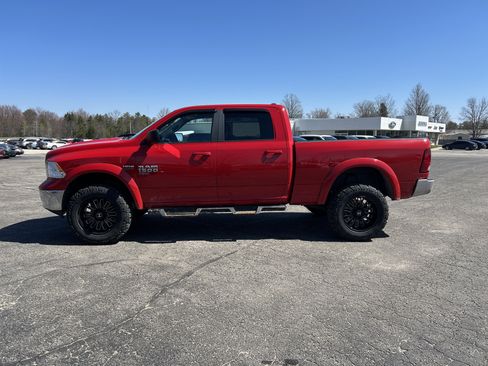 Used 2019 RAM 1500 Classic SLT AWD/4WD image 7
