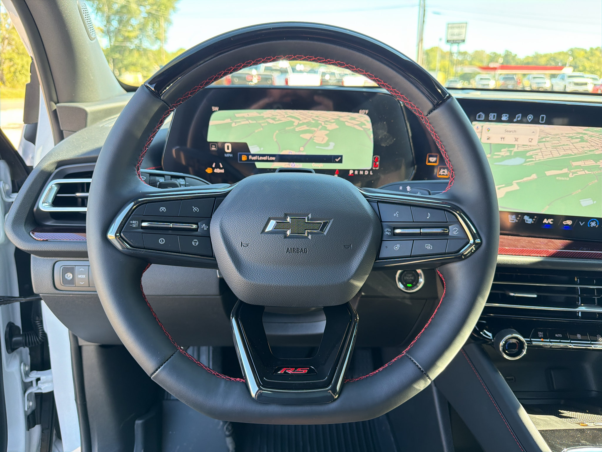 New 2027 Chevrolet Traverse RS w/ LPO, Floor Liner Package FWD image 40