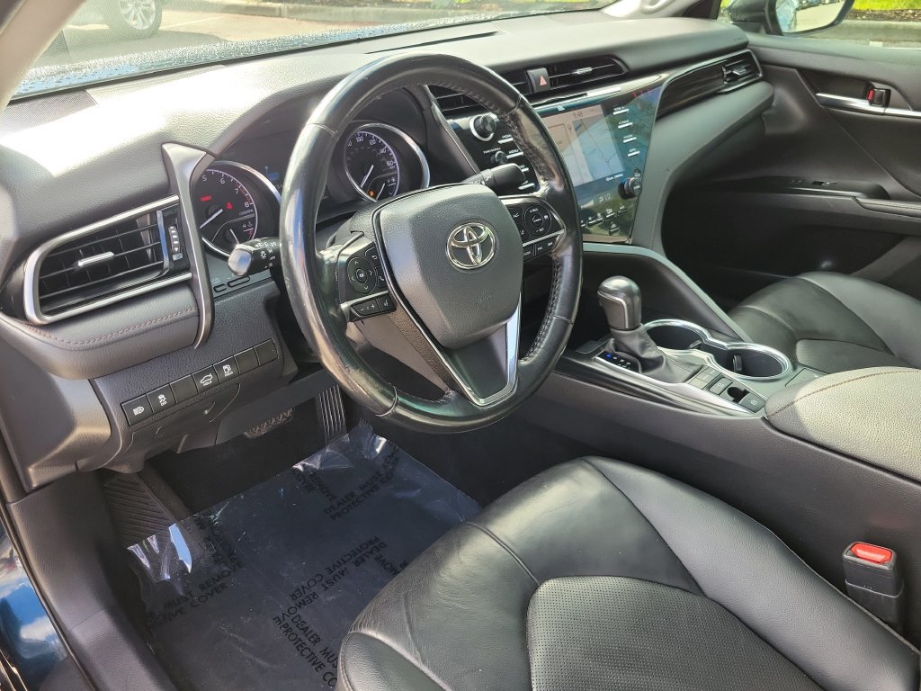 Used 2020 Toyota Camry XLE w/ Navigation Package FWD image 14