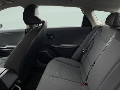 Used 2025 Kia K4 FWD image 20