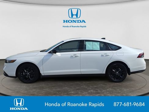 Used 2025 Honda Accord SE image 2