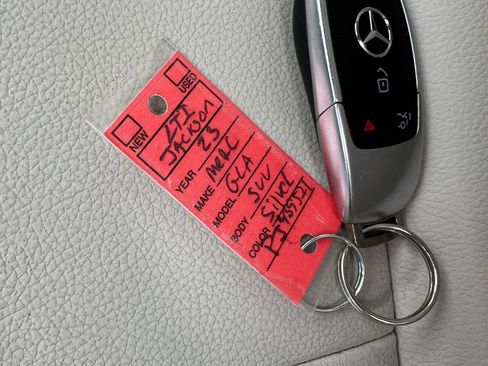 Used 2023 Mercedes-Benz GLA 250 4MATIC image 38