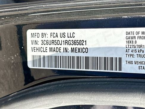 Used 2024 RAM 2500 Big Horn AWD/4WD image 31