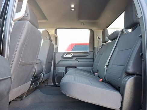 Used 2024 Chevrolet Silverado 2500 LT image 11