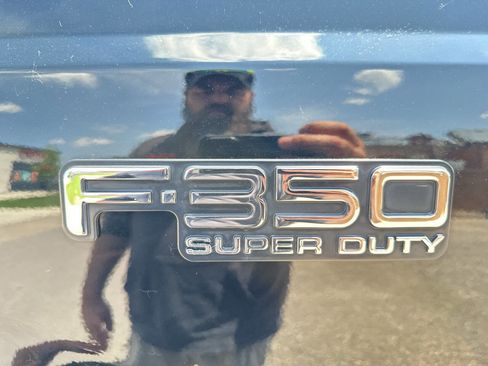 Used 2000 Ford F350 Lariat image 13