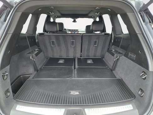 Used 2024 Cadillac XT6 Sport w/ Technology Package image 6