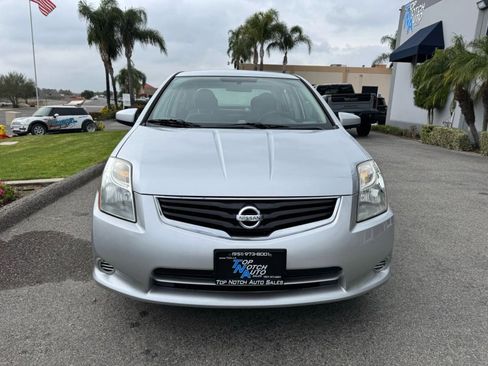Used 2012 Nissan Sentra 2.0 S image 2