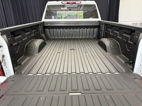 Used 2026 GMC Sierra 2500 Denali w/ Denali Reserve Package AWD/4WD image 33