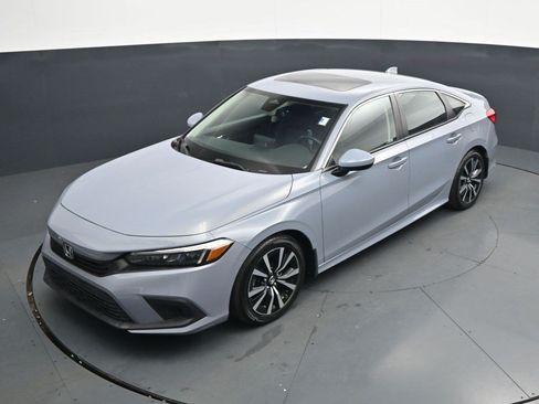 Used 2024 Honda Civic EX image 15