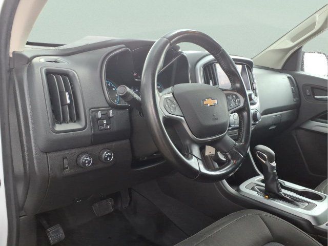 Used 2022 Chevrolet Colorado LT w/ Safety Package AWD/4WD image 13