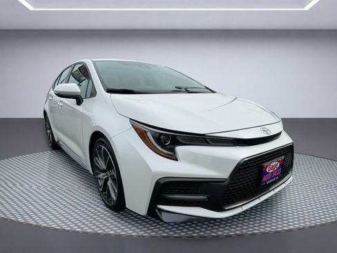Used 2020 Toyota Corolla SE w/ SE Premium Package FWD image 10