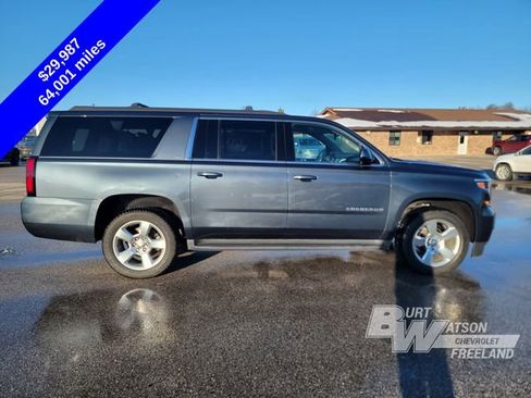 Used 2019 Chevrolet Suburban LT image 7