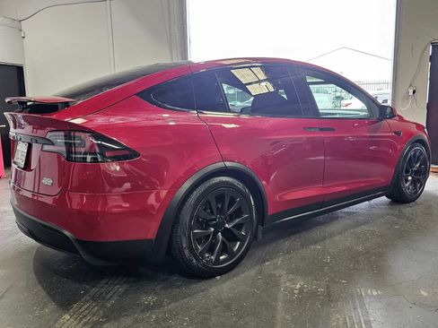 Used 2022 Tesla Model X Plaid AWD/4WD image 4