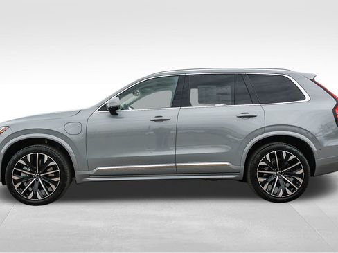 New 2026 Volvo XC90 T8 Ultra w/ Protection Package Premier AWD/4WD image 8