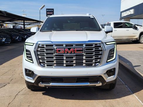 New 2026 GMC Yukon Denali image 8