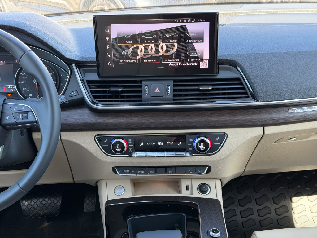 Certified 2024 Audi Q5 2.0T Premium AWD/4WD image 25
