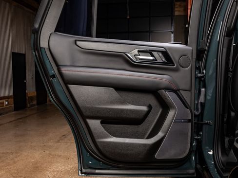 Used 2026 GMC Yukon AT4 Ultimate image 39