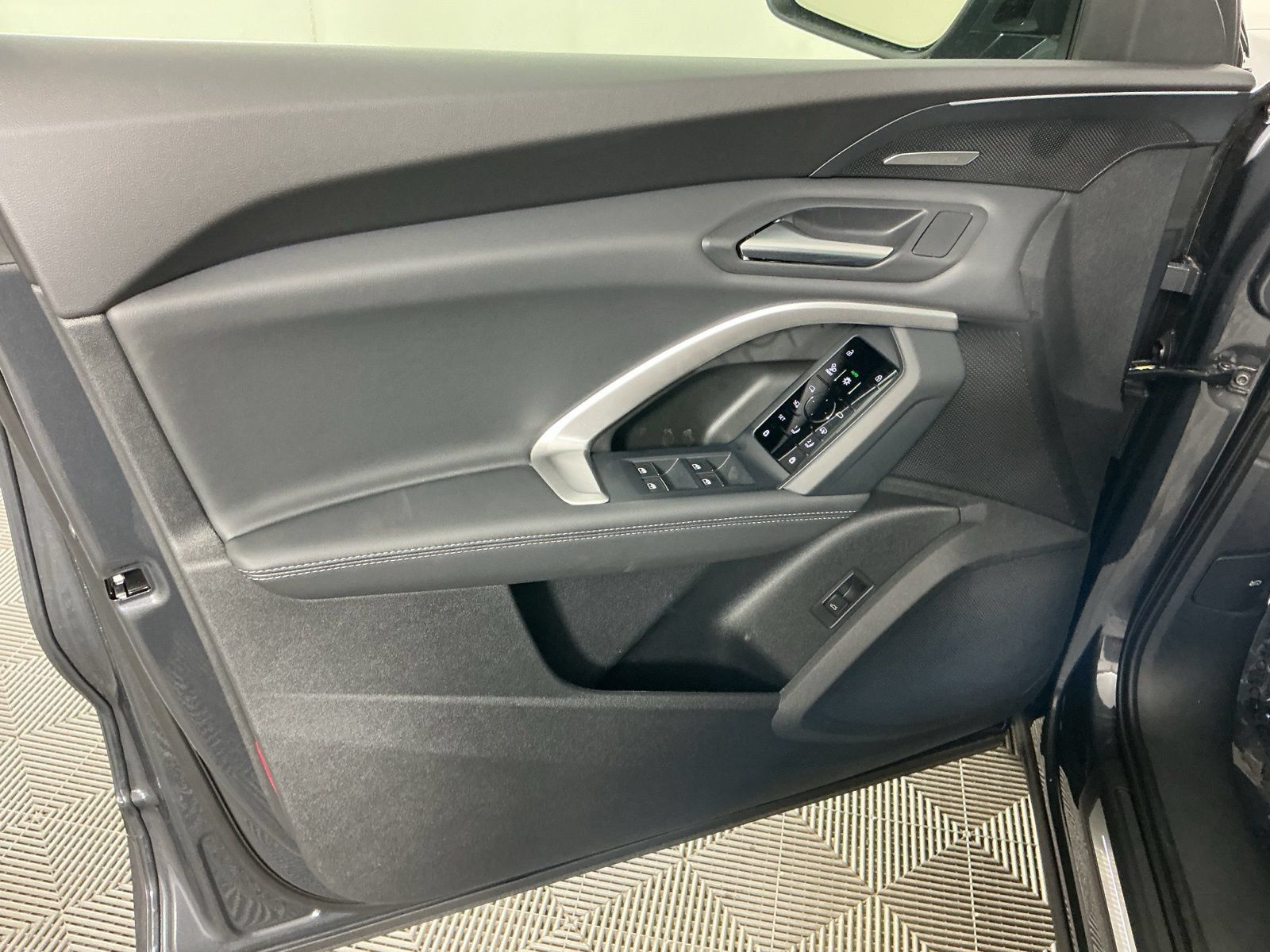 New 2026 Audi Q5 2.0T AWD/4WD image 13