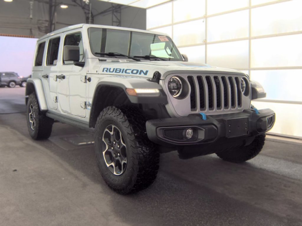 Used 2023 Jeep Wrangler Unlimited Rubicon 4xe w/ Cold Weather Group AWD/4WD image 3