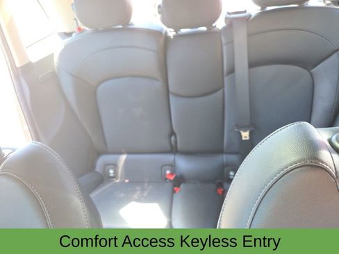 Used 2019 MINI Cooper S image 7