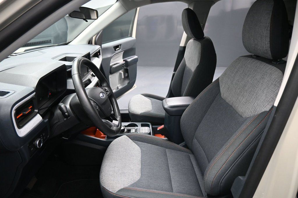 Certified 2024 Ford Maverick XLT w/ XLT Luxury Package FWD image 9