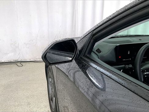 Used 2025 Kia K4 LXS image 10