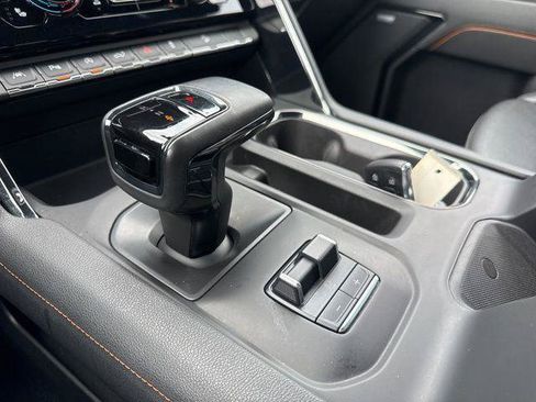 Used 2023 GMC Sierra 1500 AT4 w/ AT4 Preferred Package AWD/4WD image 15