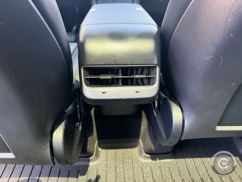 Used 2023 Tesla Model Y 2WD image 18