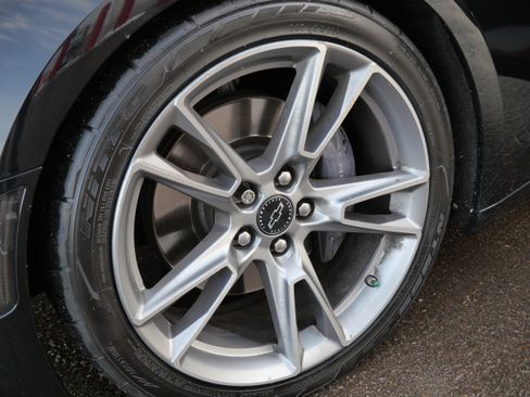 Used 2019 Chevrolet Camaro SS image 15