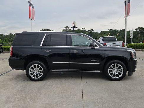Used 2016 GMC Yukon Denali w/ Open Road Package AWD/4WD image 4