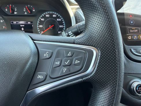 Used 2024 Chevrolet Malibu LT FWD image 17