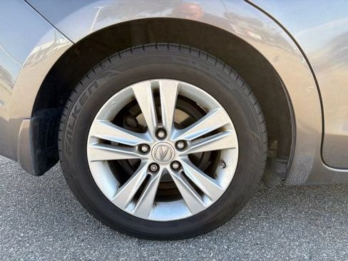Used 2014 Acura ILX Hybrid w/ Technology Package FWD image 24