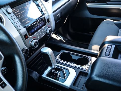 Used 2020 Toyota Tundra SR5 image 33