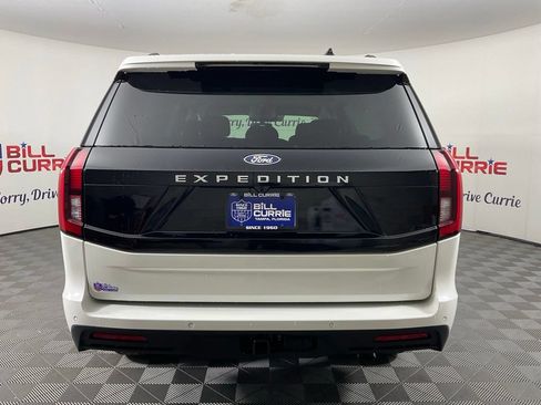 New 2027 Ford Expedition Active RWD image 4