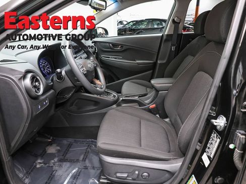 Used 2023 Hyundai Kona SEL w/ Cargo Package AWD/4WD image 13