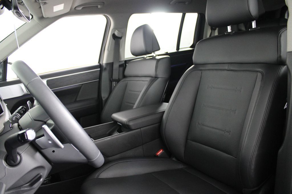 Certified 2026 Hyundai Santa Fe Limited FWD image 20