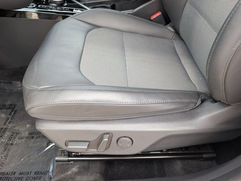 Certified 2023 Kia Niro EX w/ EX Cold Weather Package FWD image 16