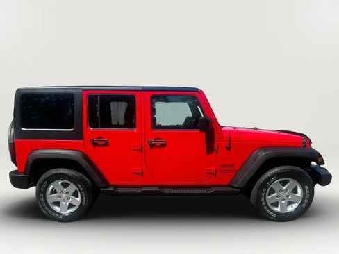 Used 2014 Jeep Wrangler Unlimited Sport w/ Quick Order Package 24S AWD/4WD image 7